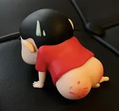 クレヨンしんちゃん 後ろ姿フィギュアお尻叩き