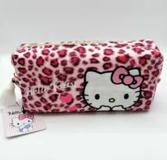 【新品・未使用】ハローキティ　ヒョウ柄角型ポーチ　ピンク