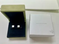 ヴァンクリーフ&アーペル ピアス(両耳用)