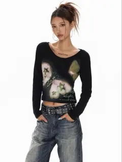 グラフィックプリント クロップドTシャツ ブラック