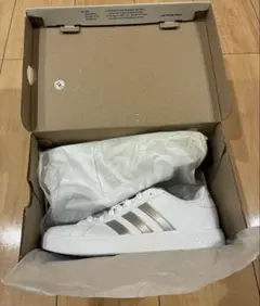 adidas アディダス レディース スニーカー ホワイト ローカット