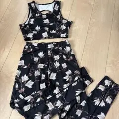匿名配送★ジーナシス★ヨガウエア上下セット★フラワー花柄★黒