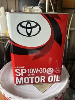 トヨタ純正 エンジンオイル SP 10W-30 4Lのサムネイル