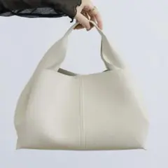 未使用Neunaソフトレザーバッグアイボリー