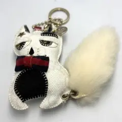 GUCCI グッチ キーホルダー バッグチャーム キャット猫モチーフ ファー付き