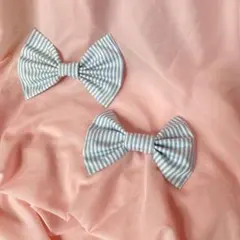 ストライプ　サックス　リボン　ブローチ　ヘアピン　盛り髪　髪飾り　水色