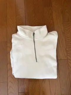 ホワイト ハーフジップ トレーナー