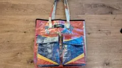 Item thumbnail for item 96596584-9ca8-4017-9e8e-13a4489f7e6d