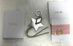 Dior ディオール ノベルティ ブレスレット ピンク スターチャームのサムネイル