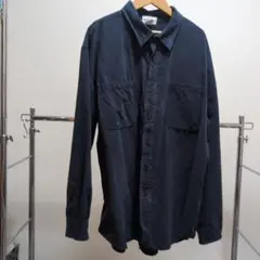 ネイビー ボタンアップシャツ 2ポケット