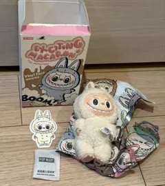 THE MONSTERS labubu マカロン Soymilk ソイミルク