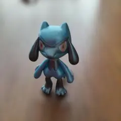 ポケモン モンコレ リオル 限定キラキラver. - メルカリ