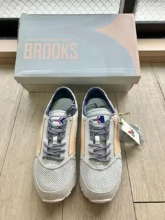 BROOKS CHARIOT 75 グレー/オレンジ スニーカーのサムネイル