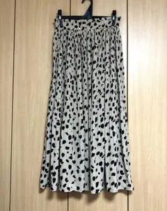 美品　春レオパード柄ベージュ　プリーツロングスカート　Mサイズ
