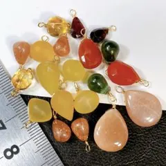 サービス品＊秋色天然石の豪華なチャームアソートs68