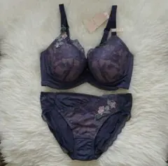 Item thumbnail for item c6e9a473-ef8f-4e2c-aab7-0c6081f34676