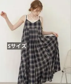 hinari コットンボリュームキャミワンピース フレア