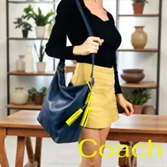 COACH コーチ　ネイビー ショルダーバッグ タッセル付き 男女　ユニセックス