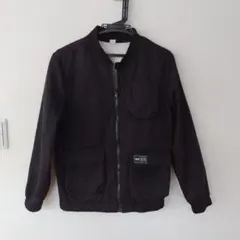 ジップアップジャケット　黒　160