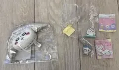 ちいかわ寿司　モモンガ/えんがわ、フィギュアキーホルダー&ブランコ ハチワレ