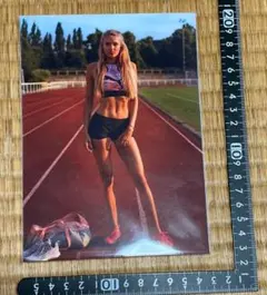 【超貴重・新品】アリカ・リュミット②　陸上選手　モデル 写真 2L 送料込みのサムネイル