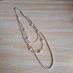 ベージュパール　三連