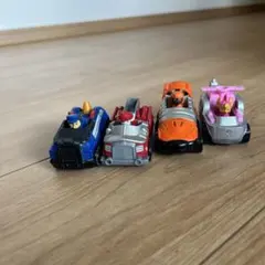 パウパトロール　ミニカー4台　まとめ売り￼