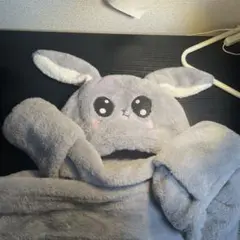 ポンピングうさぎ帽子