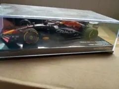 ミニチャンプス1/43 Red Bull Racing RB18 S.ペレス