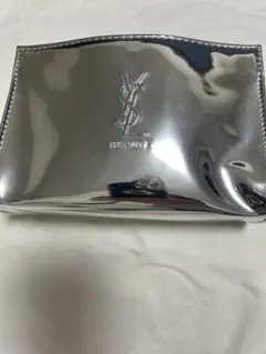 YSL BEAUTE ポーチ シルバー メタリックのサムネイル