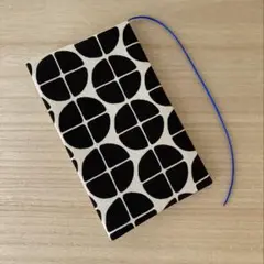 ハンドメイド　ブックカバー　新書版　黒