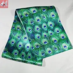 アウトレット◆サテンの孔雀の羽根柄半襟①