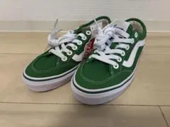 VANS スニーカー グリーン 未使用品　　箱なしのサムネイル
