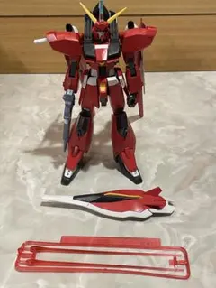 1/100 セイバーガンダム　完成品