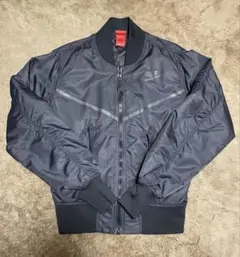 nike ボンバージャケット ma-1 WindRunner.