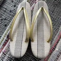 草履 ベージュとグレーのストライプ