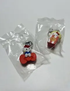 ハローキティ　アメリカンデザイン　めじるしアクセサリー