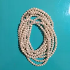 ホワイトパール調ロングネックレス