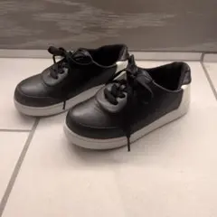 ブラック レザー風 スニーカー　　20cm