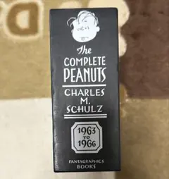 The Complete Peanuts 1975-1978 2冊スヌーピー洋書 The Complete Peanuts 1975-1978 2冊スヌーピー洋書 - メルカリ