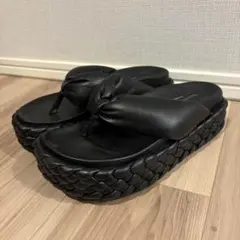 専用ページ⭐︎PALOMA BARCELO レザーサンダル　ブラックのサムネイル