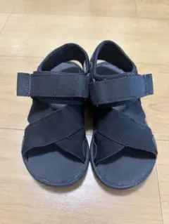 HI-TEC ブラックサンダル ベルクロストラップ　18cm