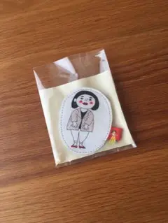 ハンドメイド ブローチ