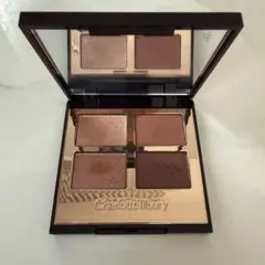 Charlotte Tillbury アイシャドウのサムネイル