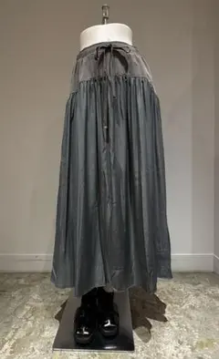 FURRY デザインヨーク切替ロングスカート