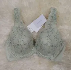 トリンプ　恋するブラ　TR612 M009 E75　定価7150円