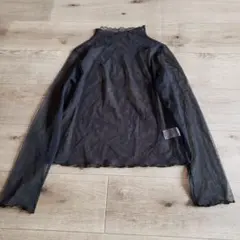 シアートップス　透け感　黒　長袖トップス 重ね着