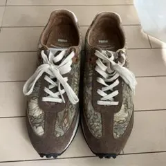 FLOWER MOUNTAIN asuka スニーカー