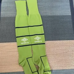 umbro 蛍光グリーン サッカーソックス