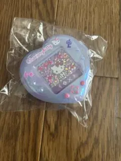 サンリオ　ミニゲーム機風チャーム　チャーミーキティー